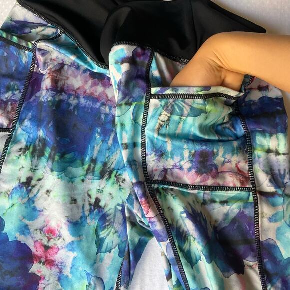 Rainbeau Women’s Short Leggings size XL (14/16), Blue & Black, Side Pockets - Picture 5 of 7